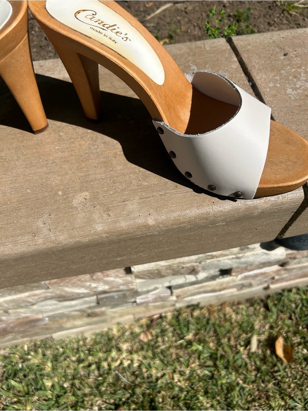 Candie's Cream Leather Slip-On Mule Heels with Wood-Look Heel - Picture 7 of 7